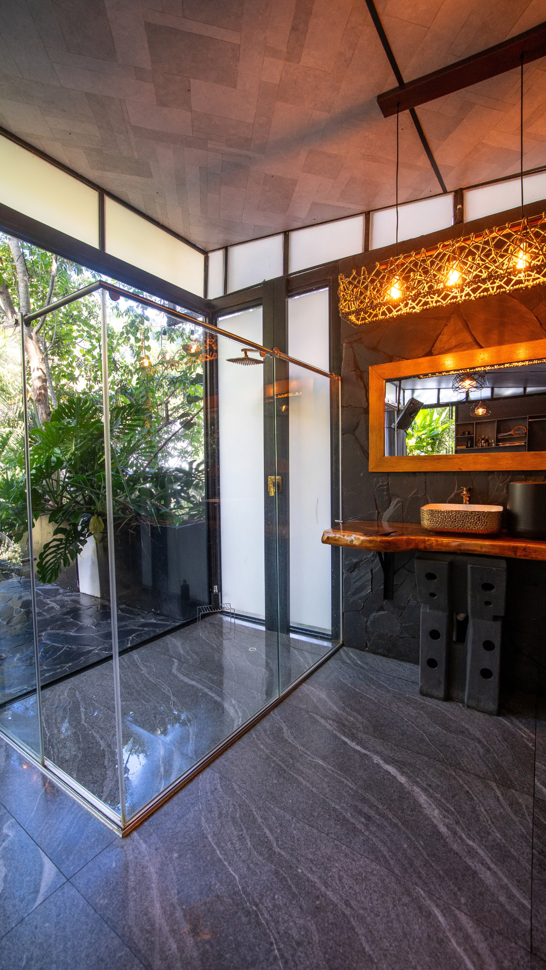 Gold Master Suite